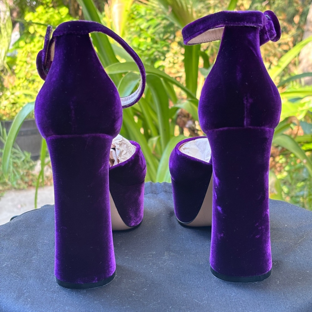 NWOT Gianvitto Rossi 38 Holly mary jane d’orsay velvet platform pumps - Picture 7 of 8